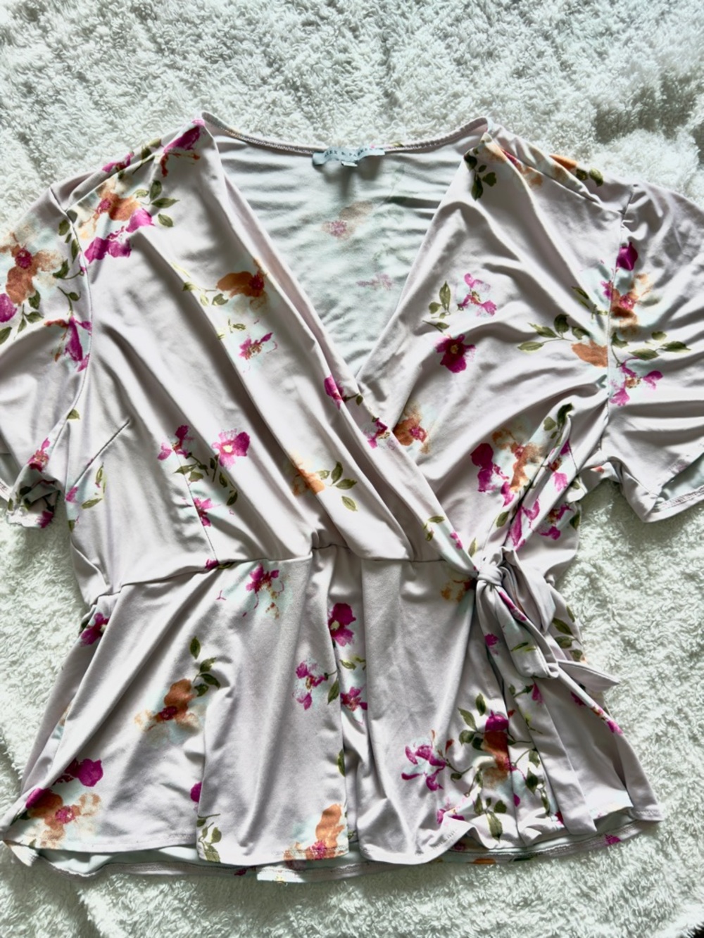 Floral Wrap Top 2X Alex & Parker - Picture 4 of 8
